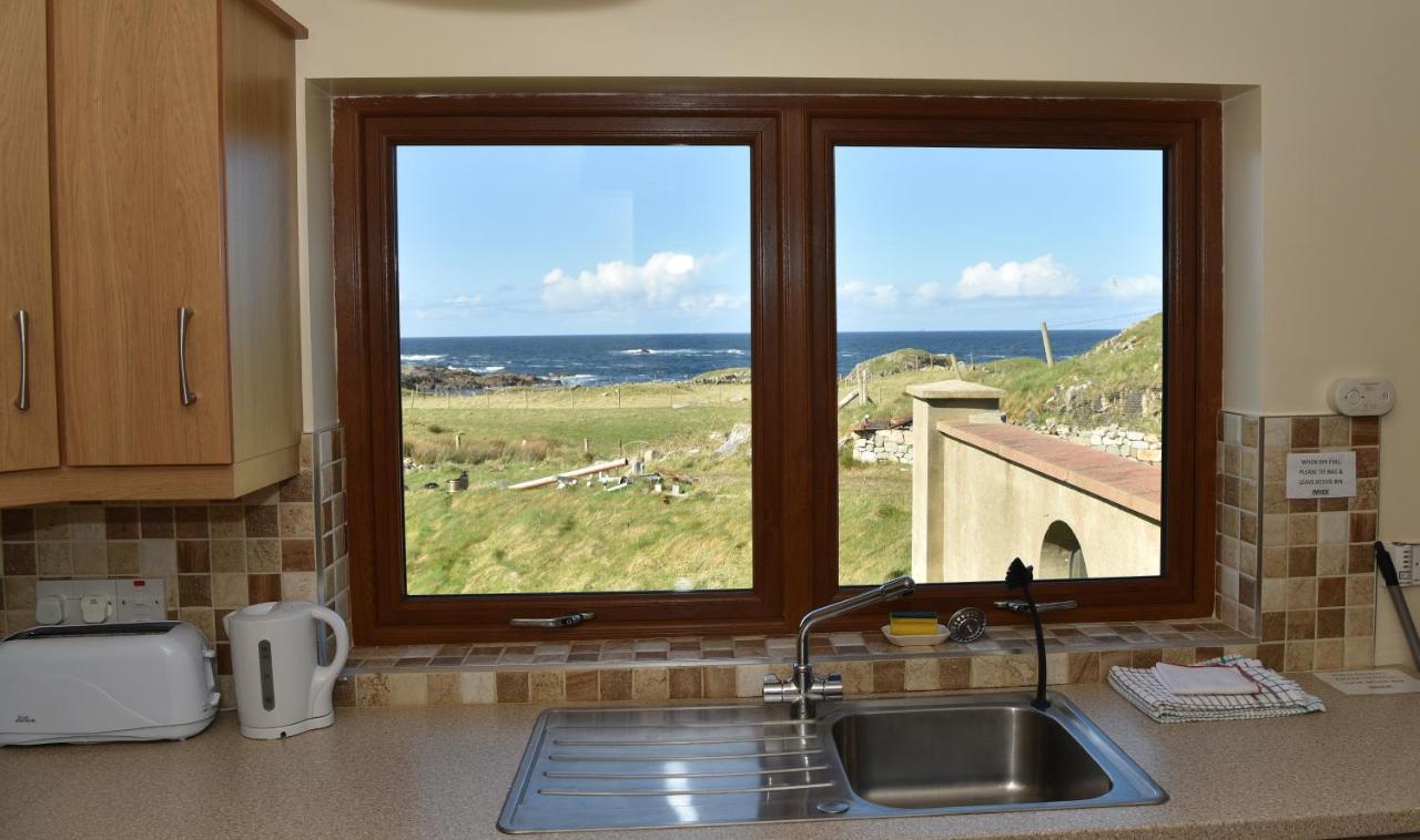 Sea View Apartment Downings Exteriör bild